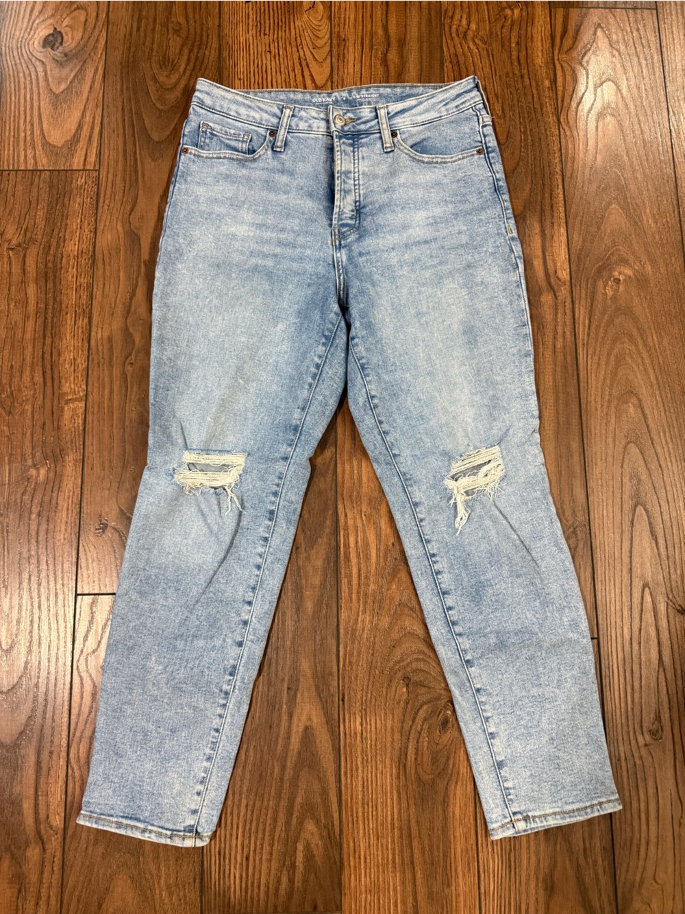 Old Navy Light Blue Distressed Skinny Jeans